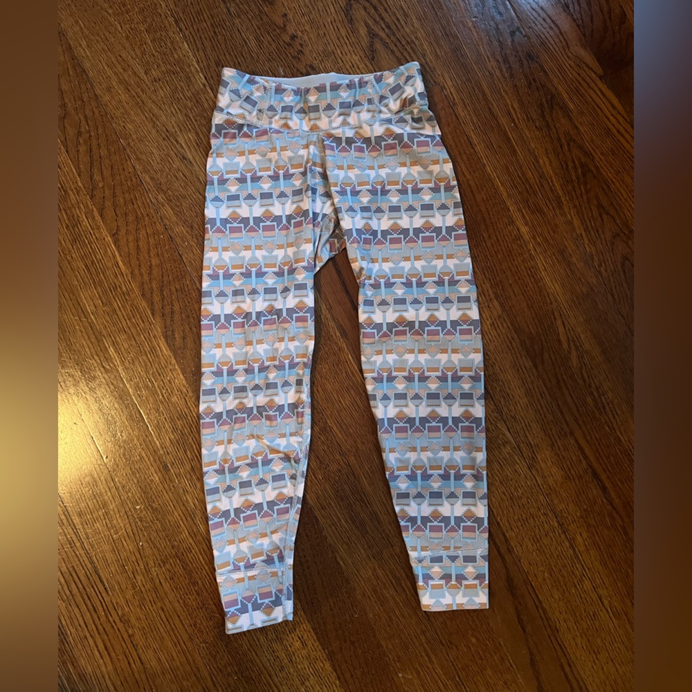 Barely used Patagonia Capilene Baselayer Bottoms for kids- size XS (5-6)